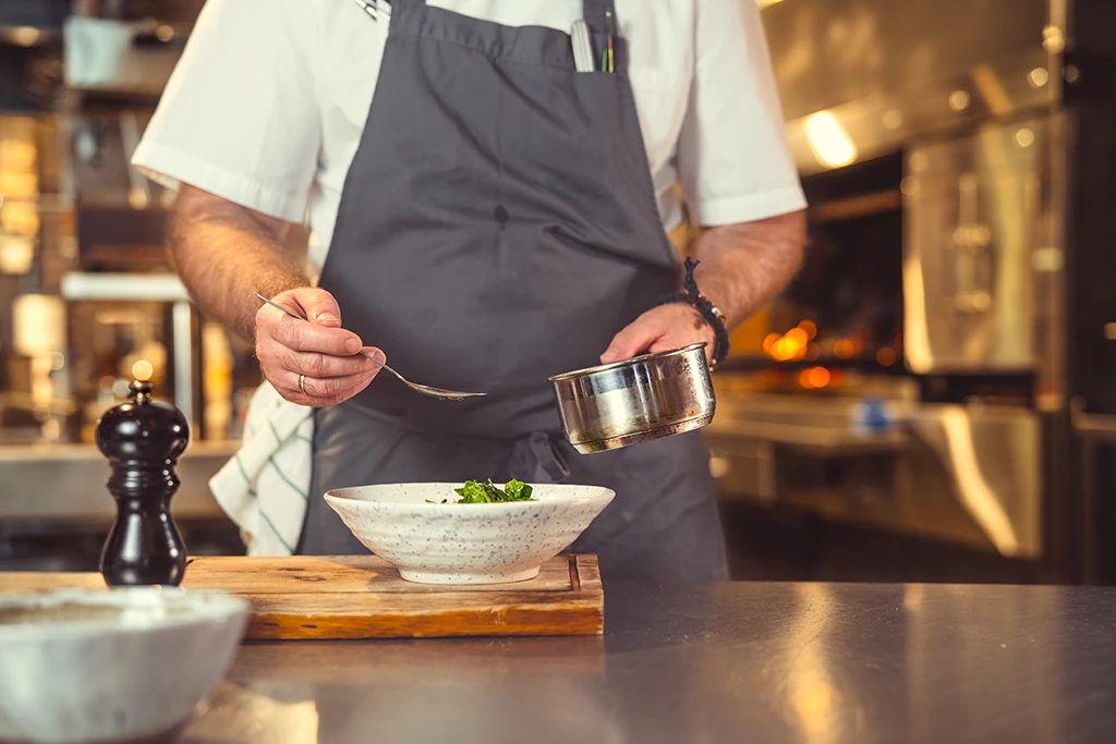 Professionnel dans la cuisine